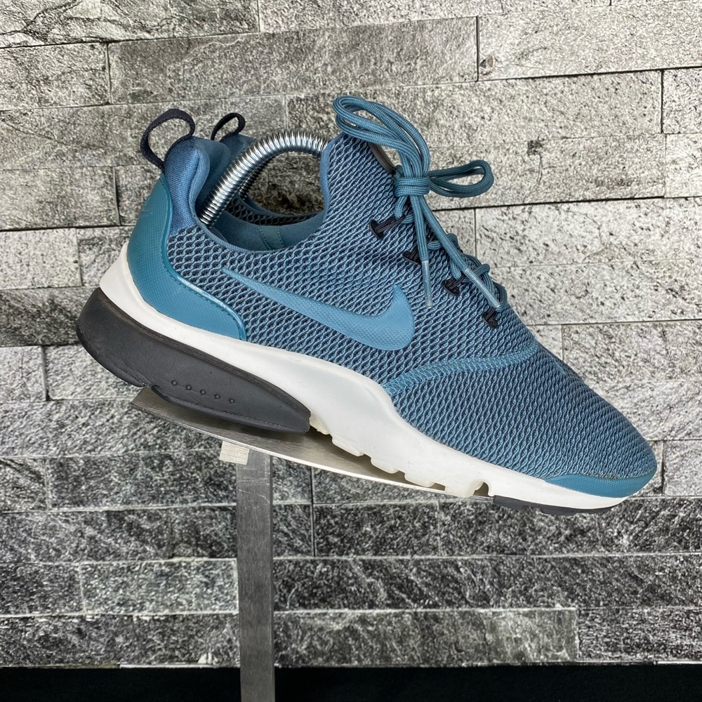 Nike Presto Fly SE Running Shoes  - WMNS8